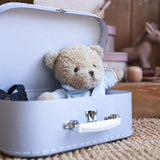 Morris w Clothes in a Case